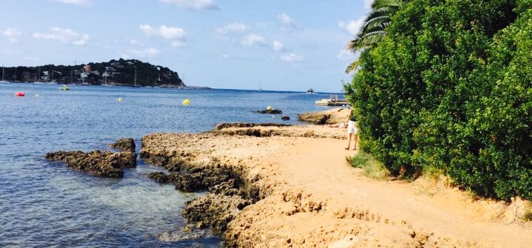 Empatheia Steak House & Cafe Beach Bar