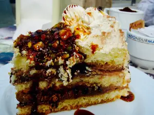 Cafe Mado