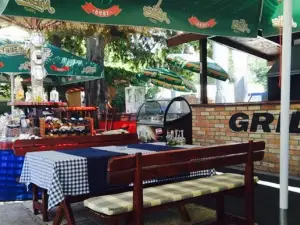 Restaurant & grill Dva Vesla