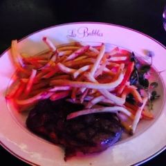 Les Bubbles Steakhouse User Photo