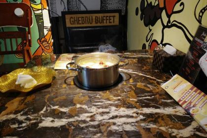 Jibuluniupaihaixianzizhu (pengzhoudongdajie)