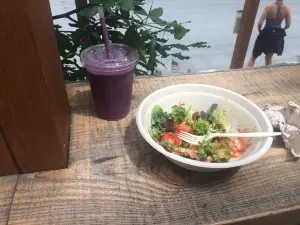 Thrive Juice Bar & Kitchen