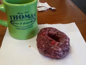 Thomas Donut & Snack shop
