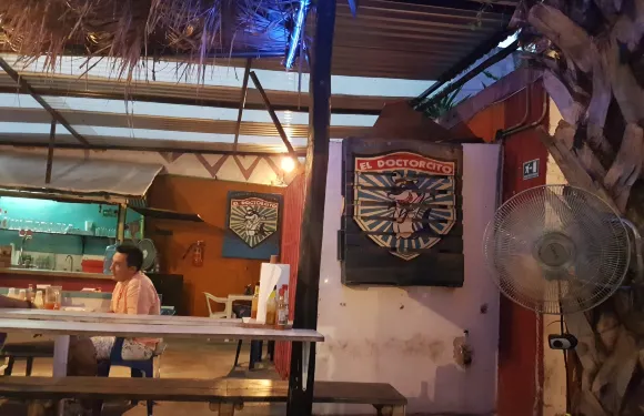 Mariscos y Clamatos El Doctorcito