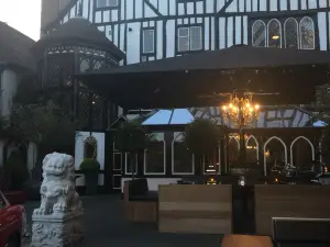 Sheesh Chigwell