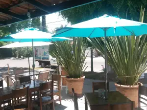 Algun Lugar Pizzeria