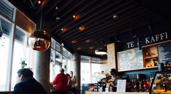 Te & Kaffi