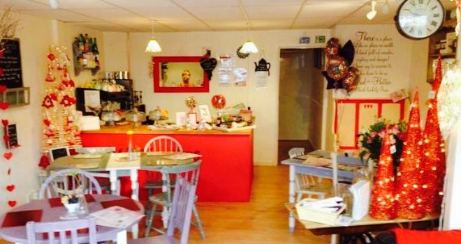 MadHatters Tea Room & Gift Shop
