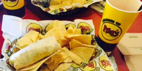 Moe's