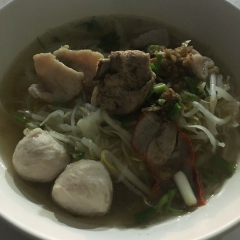 Kuaytiaw 3 Baht User Photo