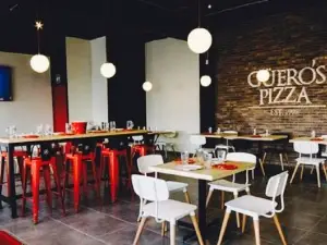 Guero's Pizza
