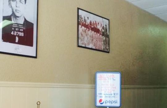 Tony's Pizza