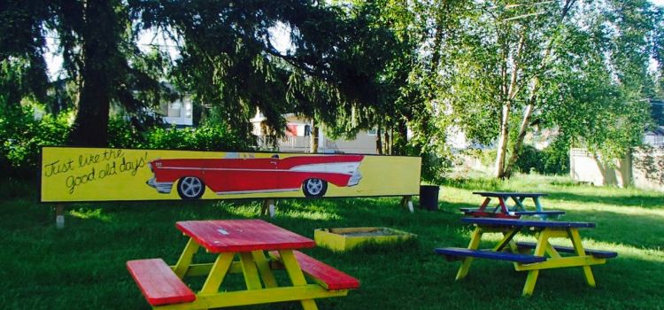 Lost In The 50's Drive-In