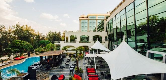Iriba Bar and Terrace