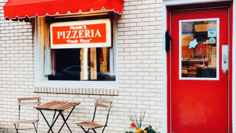 Frank's Pizzeria in Beaver County