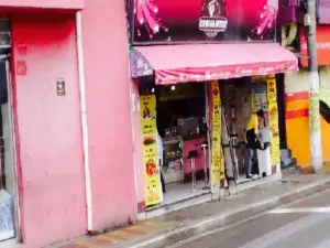 Bar Roon