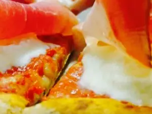 Quari Hotel Restaurant & Pizza