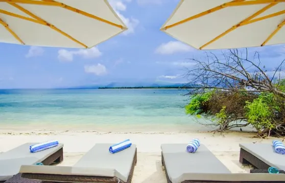 Karma Beach Gili Meno