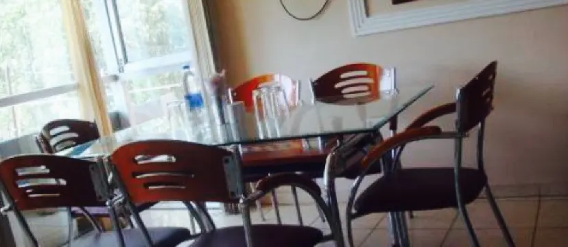 Sunset Boulevard Restaurant