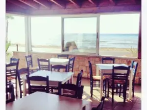Argakiko Cafe and Grill
