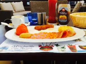 Windmills Hotel Family Restaurant