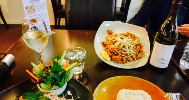 EAT THAI RESTAURANT