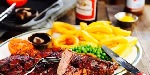 New Stepney Hungry Horse