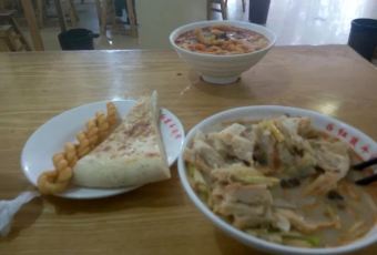 吕红霞羊汤馆(秦村口店) User Photo