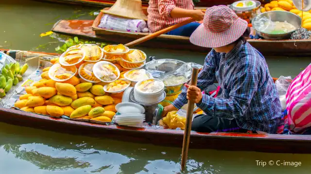 Pasar Terapung Damnoen Saduak