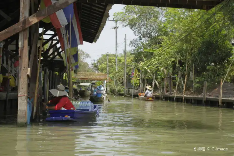 Hotels in Phai Ling