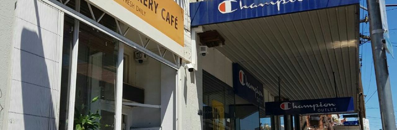 Trang Bakery and Cafe