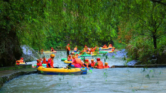 Liuyang Fenghuang Gorge Rafting