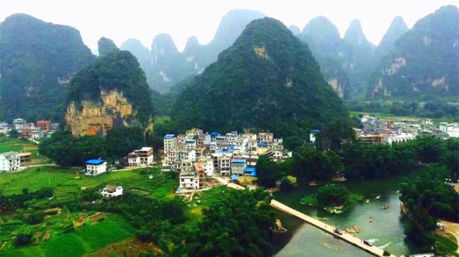 廣西桂林展卓直升機陽朔基地直升機觀光飛行體驗【俯瞰桂林山水美如畫+空中觀光十里畫廊·灕江·遇龍河】