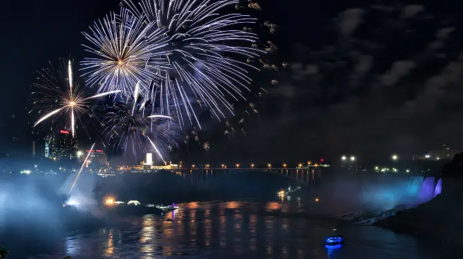 4_Niagara City Cruises