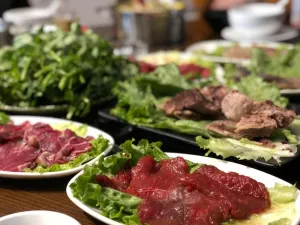 Yitouniumaoniuroutiyanguan(De Ji Bei Lu Dian)