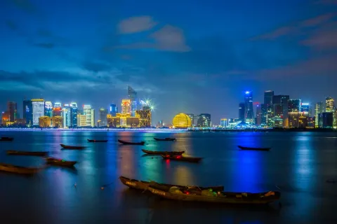 Qiantang River Cruise