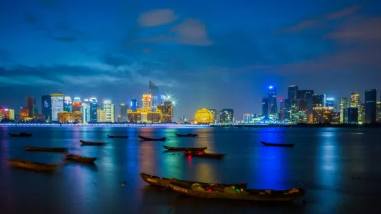 Qiantang River Night Tour