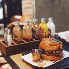 Bourbon Cookhouse 여행 사진