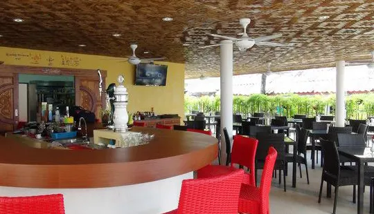 Restaurant at Lillo Island Resort