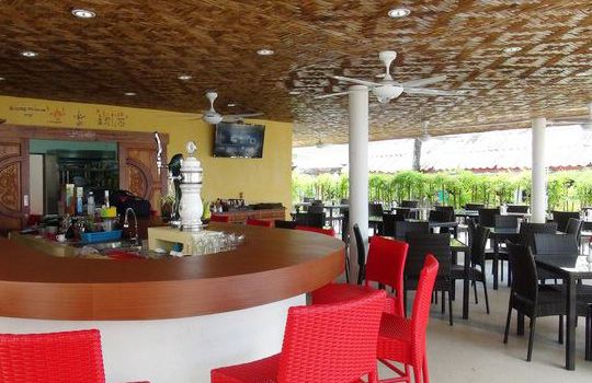 Lillo Island Restaurant & Bar