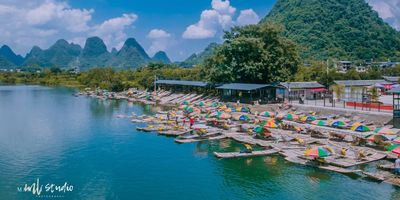 Rafting in Yangshuo