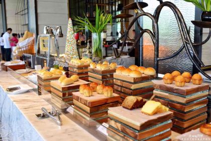 小徑灣艾美酒店·北緯22大堂吧