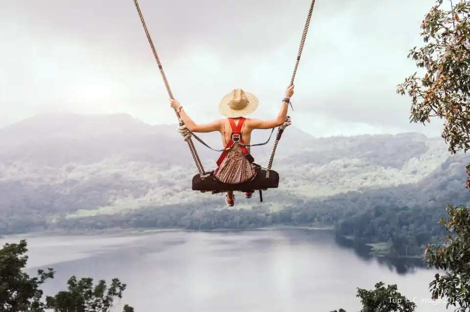 3_Real Bali Swing