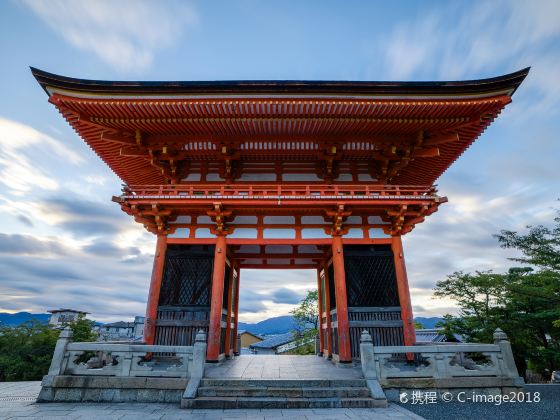 Kiyomizu-dera Temple