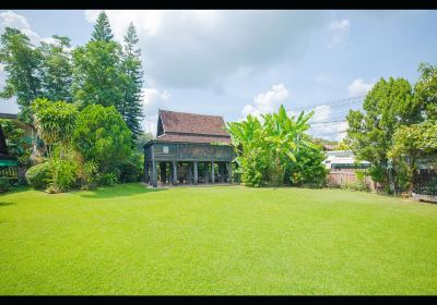 南邦古典梉木屋