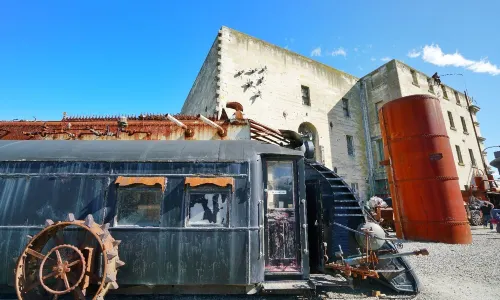 Steampunk HQ