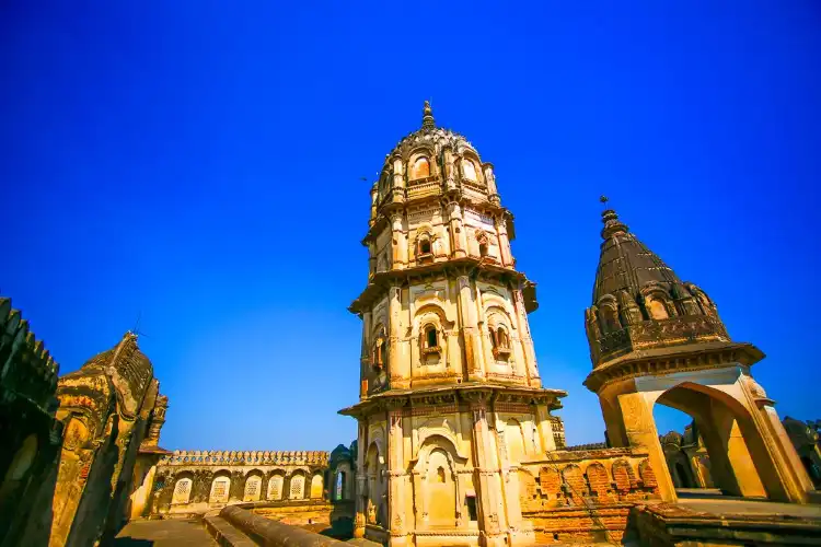 Các khách sạn gần Laxminarayan Temple, Orchha