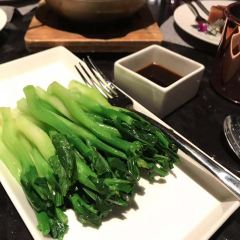 SU YAN User Photo