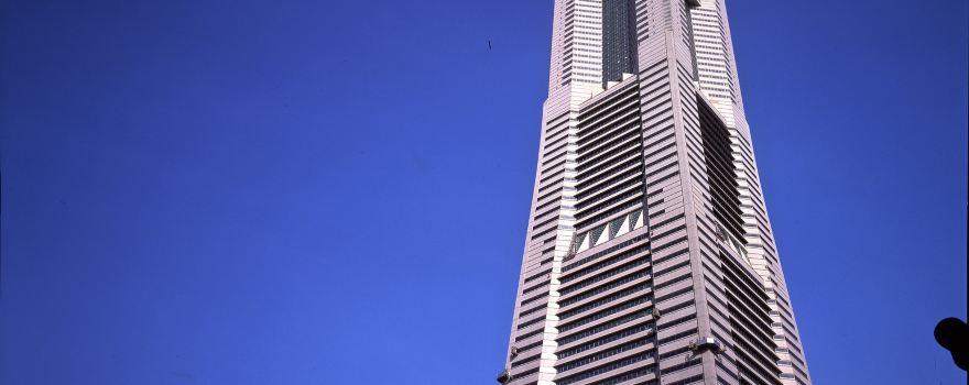 โยะโกะฮะมะแลนด์มาร์กทาวเวอร์