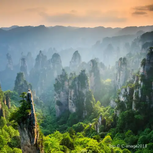 Esquiar populares cerca de Zhangjiajie